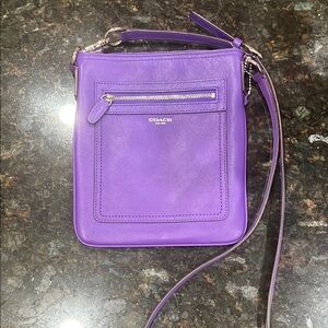 Coach Women’s crossbody (Authentic